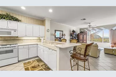 9121 S Southmont Cv #304, Fort Myers, FL 33908 - Photo 5