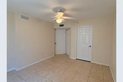 4121 Residence Dr #305, Fort Myers, FL 33901 - Photo 11