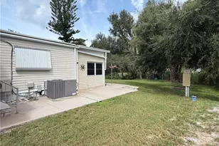 250 Santa Fe Trail, North Fort Myers, FL 33917 - Photo 19
