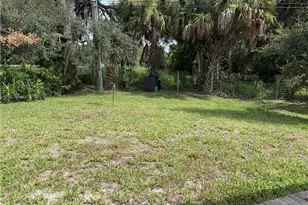 250 Santa Fe Trail, North Fort Myers, FL 33917 - Photo 21