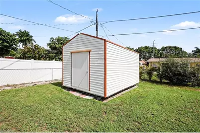 5411 Loyola Ln, Fort Myers, FL 33908 - Photo 25