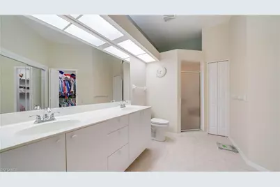 12774 Devonshire Lakes Cir, Fort Myers, FL 33913 - Photo 11