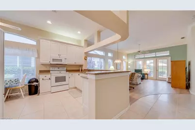12774 Devonshire Lakes Cir, Fort Myers, FL 33913 - Photo 5