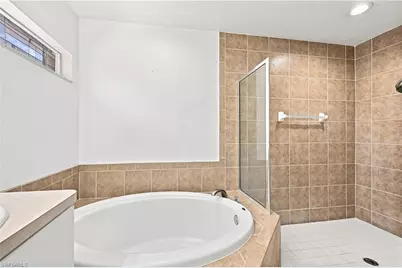 4155 NE 15th Pl, Cape Coral, FL 33909 - Photo 25