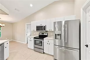 4155 NE 15th Pl, Cape Coral, FL 33909 - Photo 17