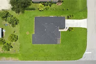 4155 NE 15th Pl, Cape Coral, FL 33909 - Photo 41