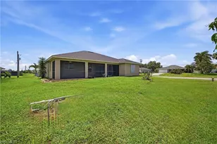 4155 NE 15th Pl, Cape Coral, FL 33909 - Photo 37