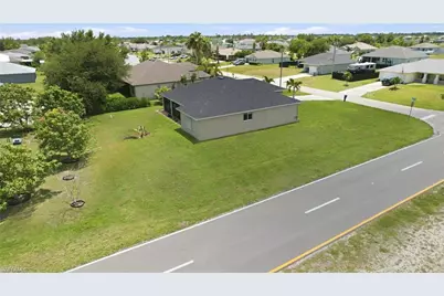 4155 NE 15th Pl, Cape Coral, FL 33909 - Photo 39