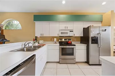 25060 Bay Cedar Dr, Bonita Springs, FL 34134 - Photo 13