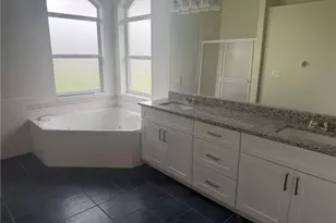 614 SW 57th St, Cape Coral, FL 33914 - Photo 9