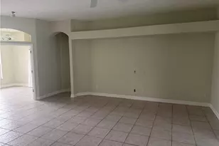 614 SW 57th St, Cape Coral, FL 33914 - Photo 5