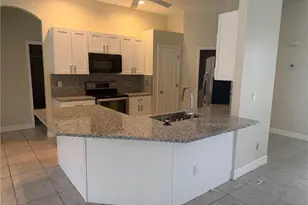 614 SW 57th St, Cape Coral, FL 33914 - Photo 3