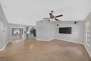 627 SE 16th St, Cape Coral, FL 33990 - Photo 3