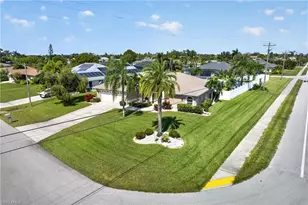 627 SE 16th St, Cape Coral, FL 33990 - Photo 39