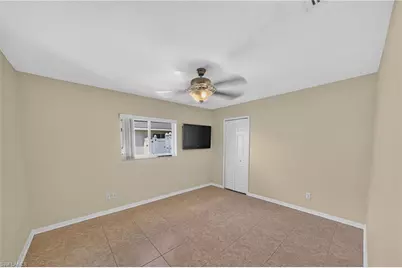 627 SE 16th St, Cape Coral, FL 33990 - Photo 23