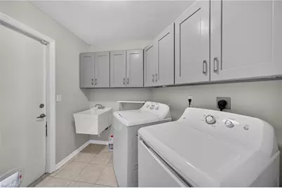 627 SE 16th St, Cape Coral, FL 33990 - Photo 27