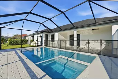 2305 SW 15th Pl, Cape Coral, FL 33991 - Photo 47