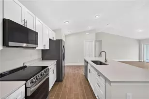 1131 NW 14th Terrace, Cape Coral, FL 33993 - Photo 19