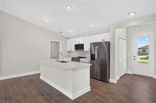 1131 NW 14th Terrace, Cape Coral, FL 33993 - Photo 17