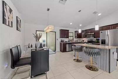 623 SE 3rd St, Cape Coral, FL 33990 - Photo 9