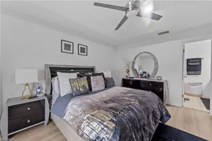 623 SE 3rd St, Cape Coral, FL 33990 - Photo 17