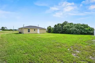 9026 Maywood Cir, Labelle, FL 33935 - Photo 23