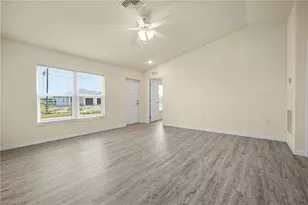 9026 Maywood Cir, Labelle, FL 33935 - Photo 7