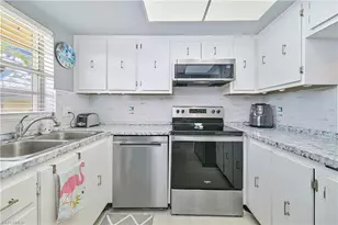 351 Charlemagne Blvd, Naples, FL 34112 - Photo 15