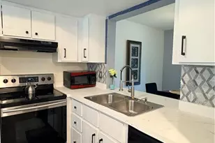 4520 SW 8th Pl, Cape Coral, FL 33914 - Photo 15
