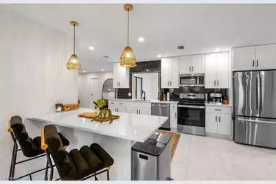 14725 Kimberly Ln, Fort Myers, FL 33908 - Photo 3