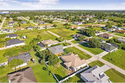 4205 11th St W, Lehigh Acres, FL 33971 - Photo 5