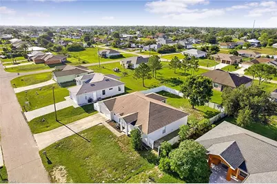 4205 11th St W, Lehigh Acres, FL 33971 - Photo 3