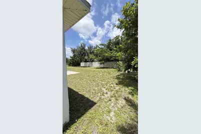 1229 SE 21st Pl, Cape Coral, FL 33990 - Photo 27