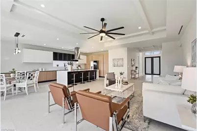 325 NE 15th Ter, Cape Coral, FL 33909 - Photo 11
