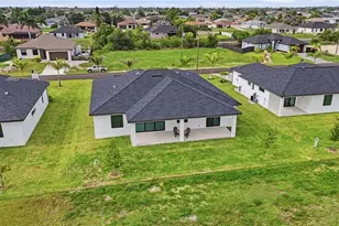 325 NE 15th Terrace, Cape Coral, FL 33909 - Photo 49