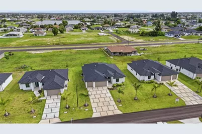 325 NE 15th Ter, Cape Coral, FL 33909 - Photo 45