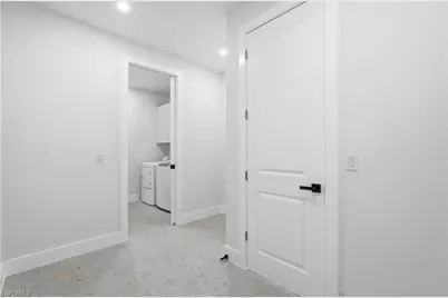325 NE 15th Ter, Cape Coral, FL 33909 - Photo 35
