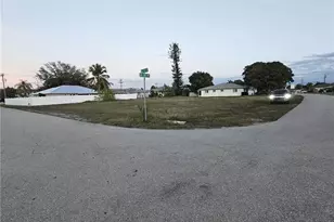 3807 SE 10th Pl, Cape Coral, FL 33904 - Photo 1