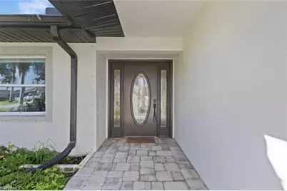 2232 SE 27th St, Cape Coral, FL 33904 - Photo 1