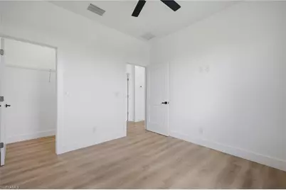 2929 Diplomat Pkwy W, Cape Coral, FL 33993 - Photo 27