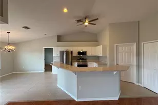1417 NE 4th Pl, Cape Coral, FL 33909 - Photo 5