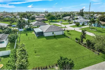 2627 SW 4th Ter, Cape Coral, FL 33991 - Photo 3