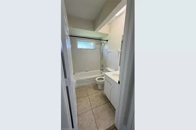 414 SE 13th St, Cape Coral, FL 33990 - Photo 15