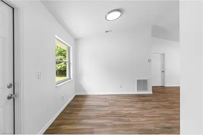 2816 Economy St, Fort Myers, FL 33916 - Photo 9