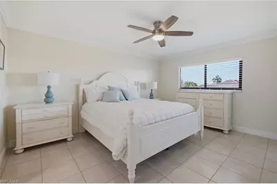 808 Cape Coral Pkwy W #201, Cape Coral, FL 33914 - Photo 17