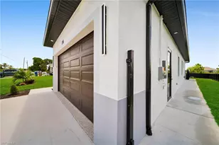 136 Pageant St, Lehigh Acres, FL 33974 - Photo 7