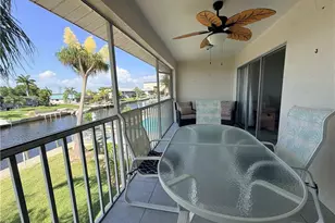 1339 SE 46th Ln, Cape Coral, FL 33904 - Photo 17