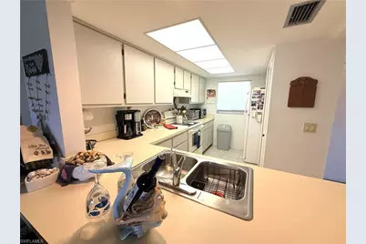 1339 SE 46th Ln #8, Cape Coral, FL 33904 - Photo 11