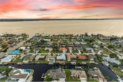 2318 SE 27th St, Cape Coral, FL 33904 - Photo 49