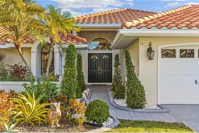 2318 SE 27th St, Cape Coral, FL 33904 - Photo 5